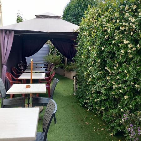Hotel Restaurant O Regal Villeneuve-sur-Lot Exteriér fotografie